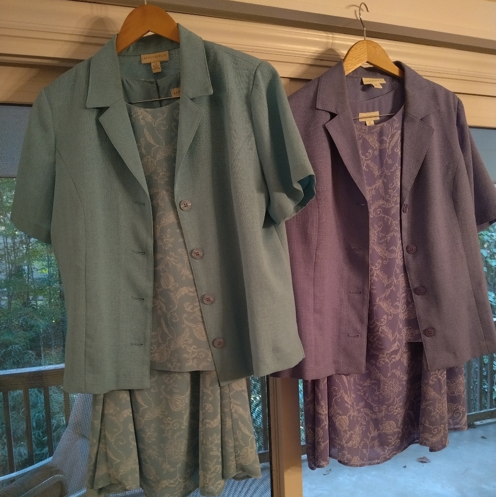 (2) Women's 3pc Set.. Blazer, Blouse, Skirt By APPLESEED'S